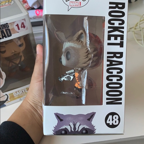 Two pops - Picture 5 of 6